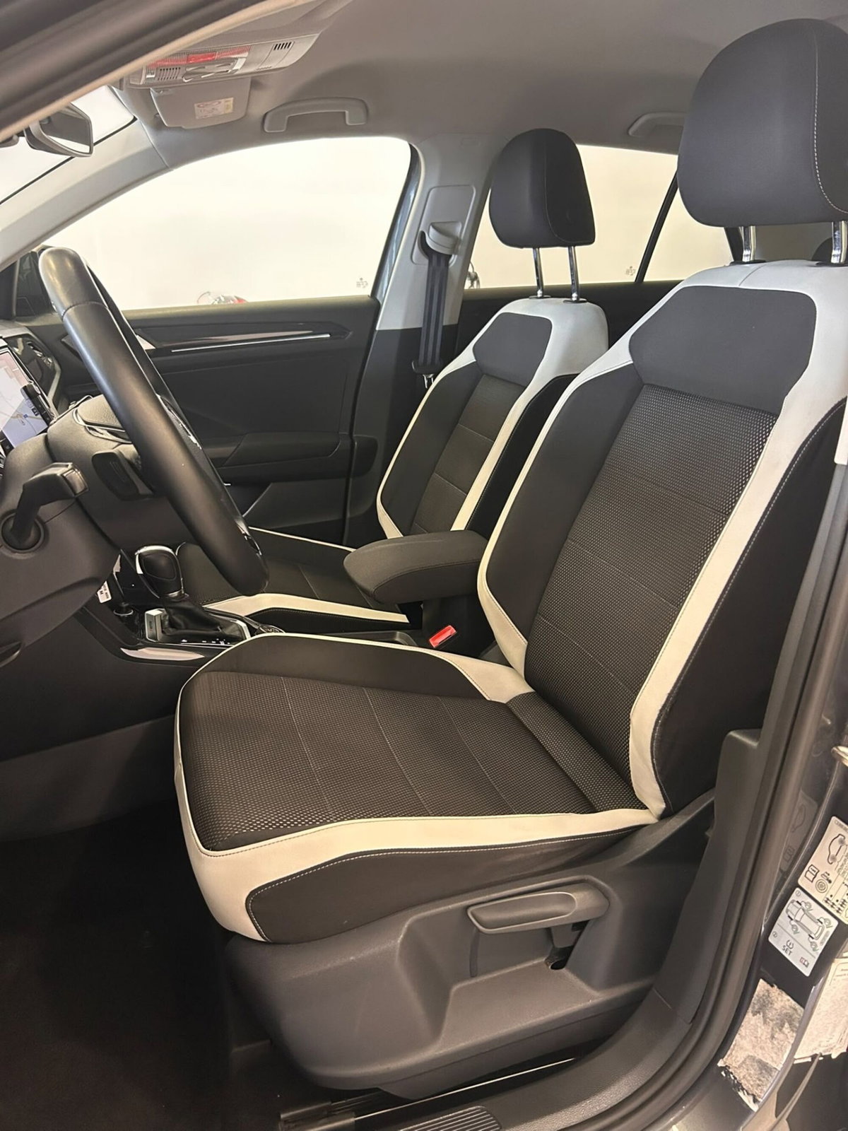 Volkswagen T-Roc 2.0 TDI SCR 150 CV DSG 4MOTION Advanced BlueMot. Tech. (9)