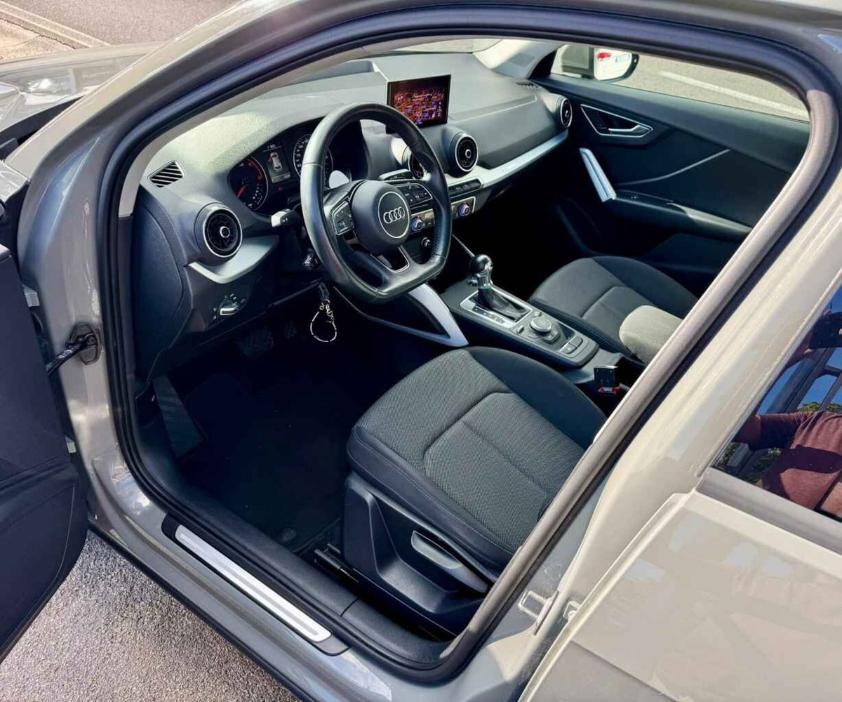 Audi Q2 Q2 30 TDI S tronic (14)