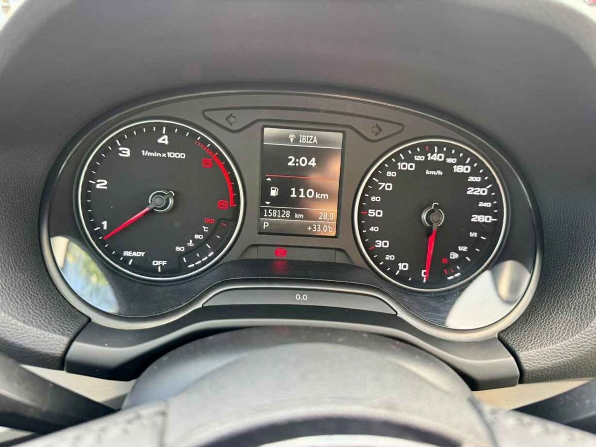 Audi Q2 Q2 30 TDI S tronic (17)