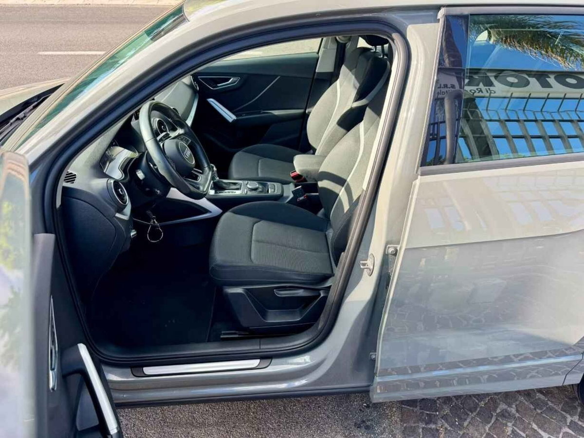 Audi Q2 Q2 30 TDI S tronic (18)