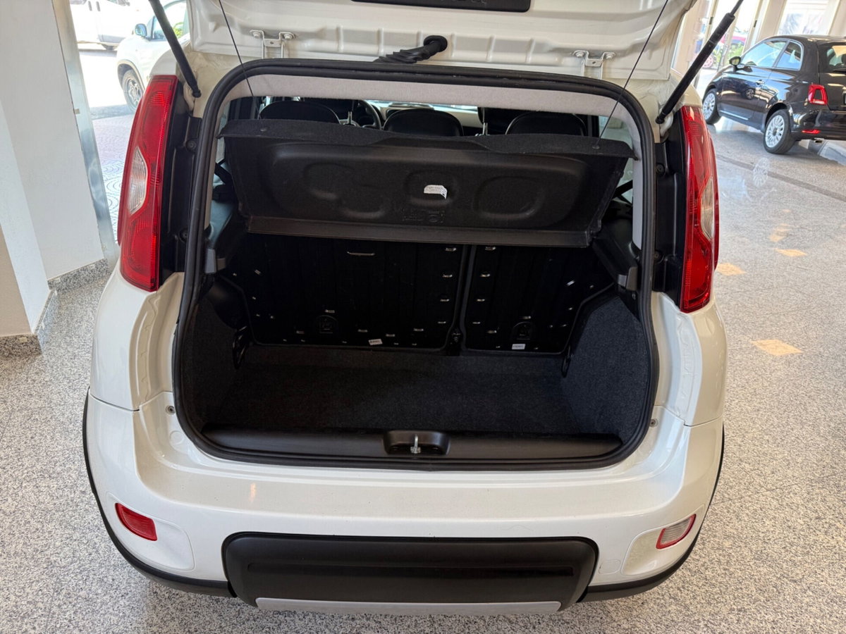 Fiat Panda 1.0 FireFly S&S Hybrid City Life (12)