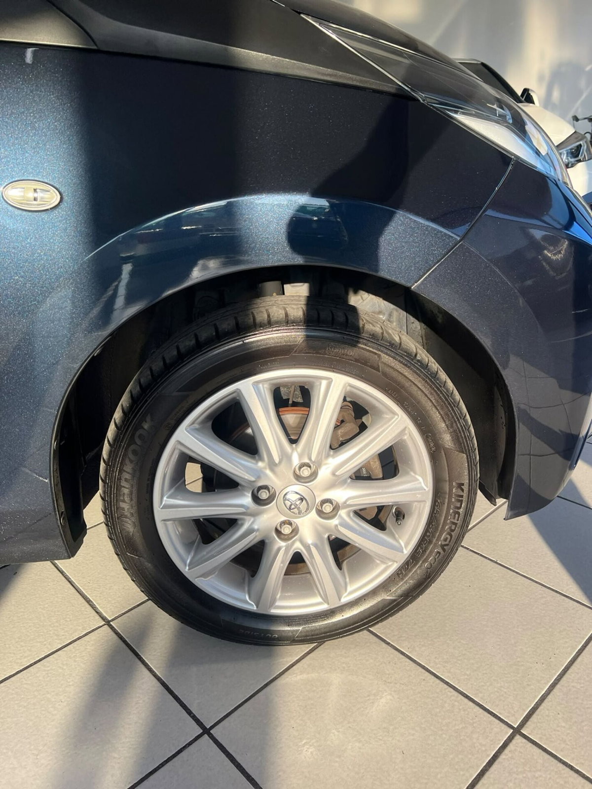 Toyota Aygo 1.0 VVT-i 69 CV 5 porte x-clusiv (7)