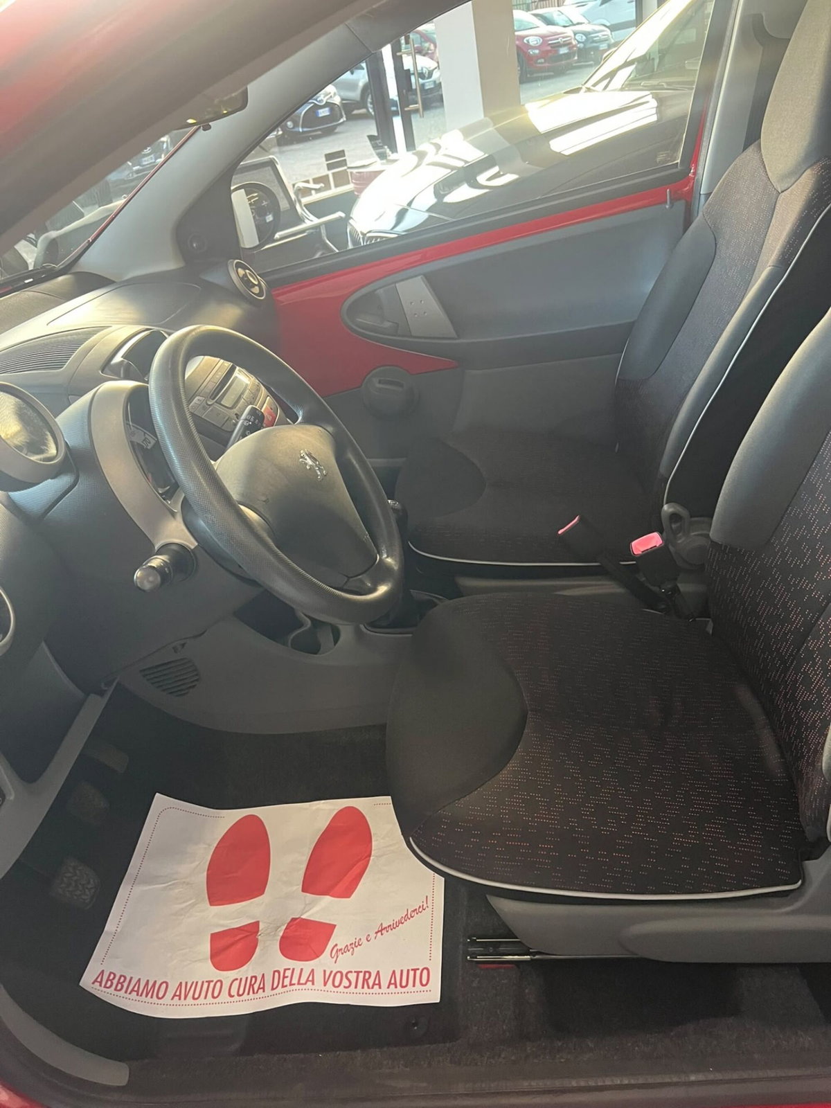 Peugeot 107 68CV 5p. Plaisir (13)