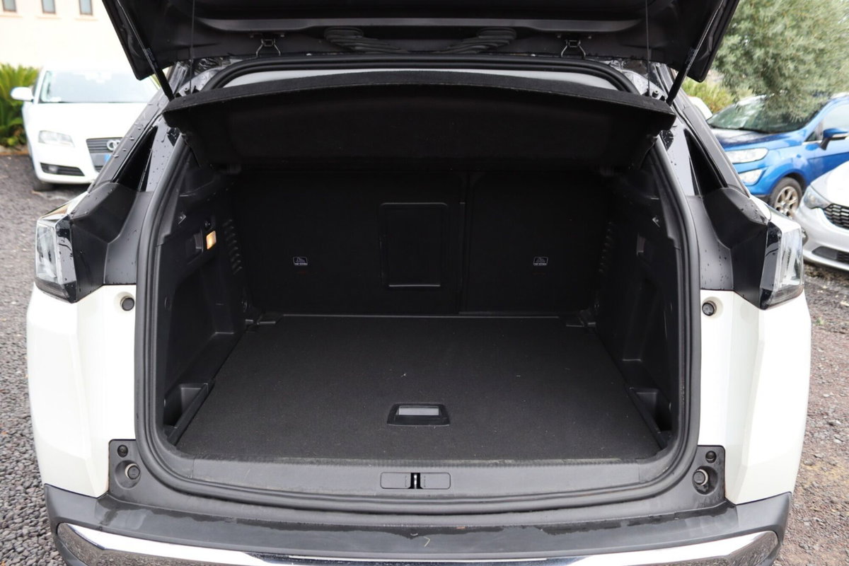 Peugeot 3008 BlueHDi 130 S&S EAT8 Allure Pack (16)