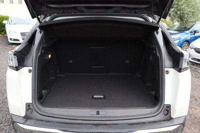 Peugeot 3008 BlueHDi 130 S&S EAT8 Allure Pack (16)