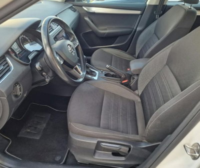 Skoda Octavia Station Wagon 1.4 TSI DSG Wagon Executive Plus G-Tec (12)