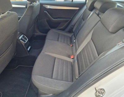 Skoda Octavia Station Wagon 1.4 TSI DSG Wagon Executive Plus G-Tec (14)