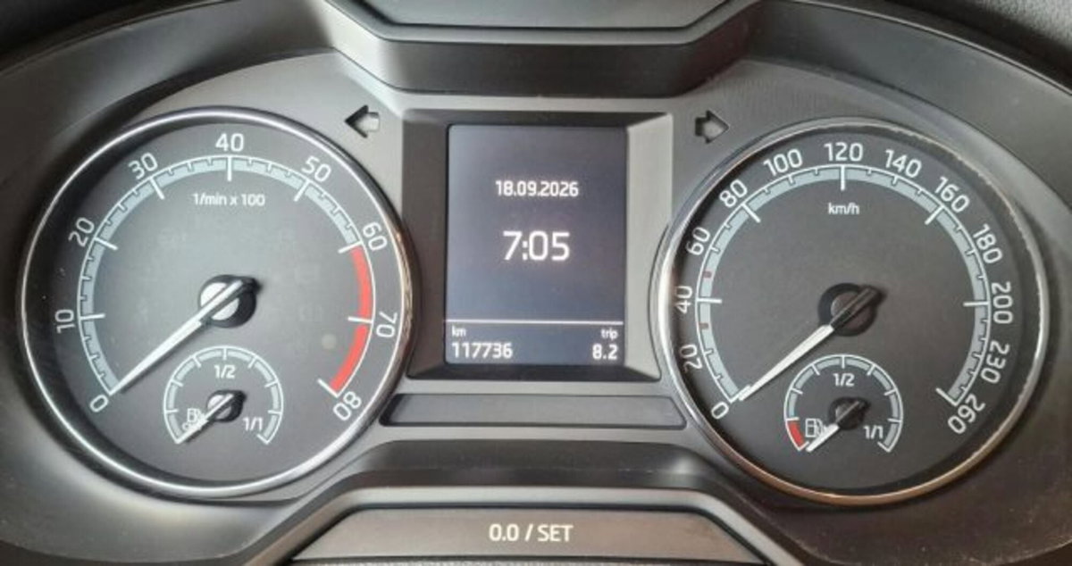 Skoda Octavia Station Wagon 1.4 TSI DSG Wagon Executive Plus G-Tec (17)