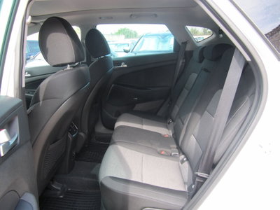 Hyundai Tucson 1.6 CRDi Exellence (19)