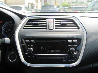 Suzuki S-Cross 1.6 DDiS Style (7)
