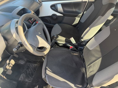 Peugeot 107 68CV 5p. Superga (10)