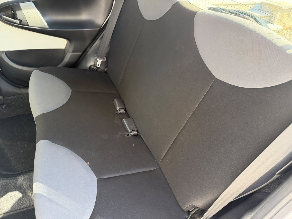 Peugeot 107 68CV 5p. Superga (12)