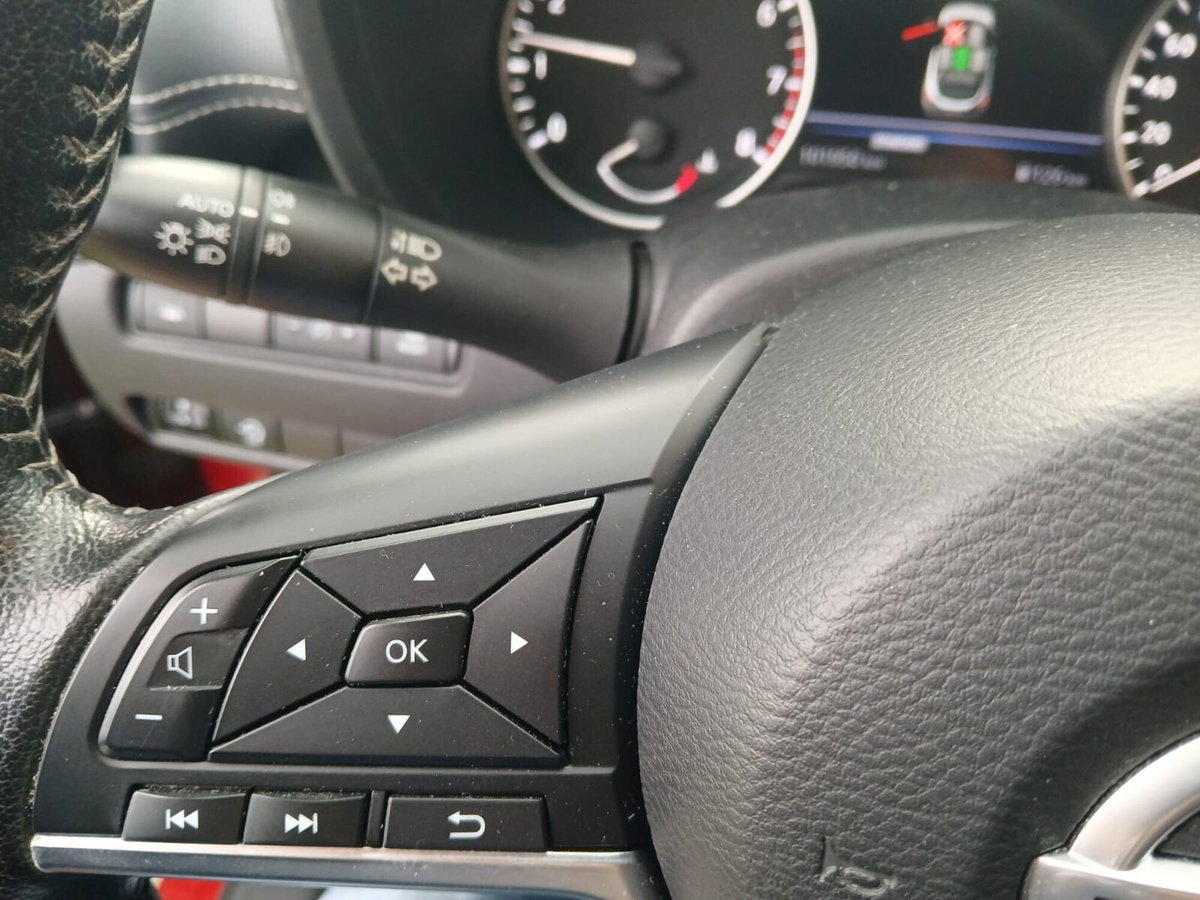 Nissan Juke 1.0 DIG-T 117 CV N-Connecta (13)