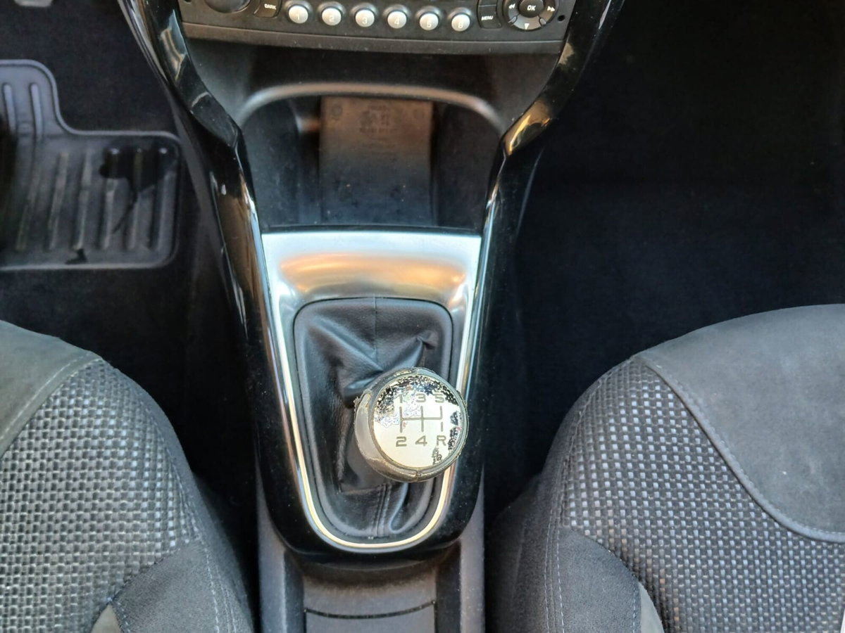 Citroen C3 1.4 HDi 70CV Exclusive (10)
