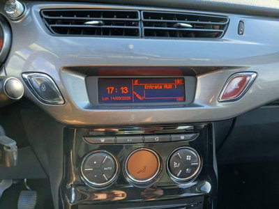 Citroen C3 1.4 HDi 70CV Exclusive (11)