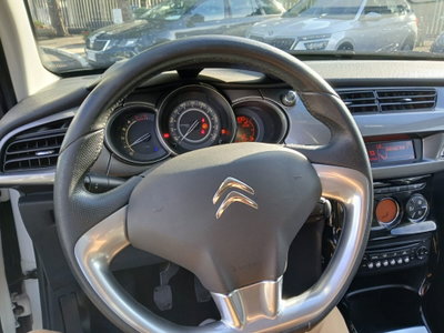 Citroen C3 1.4 HDi 70CV Exclusive (9)