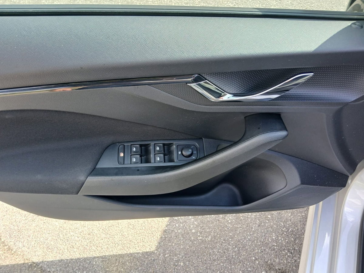 Skoda Kamiq 1.0 TSI Ambition (15)