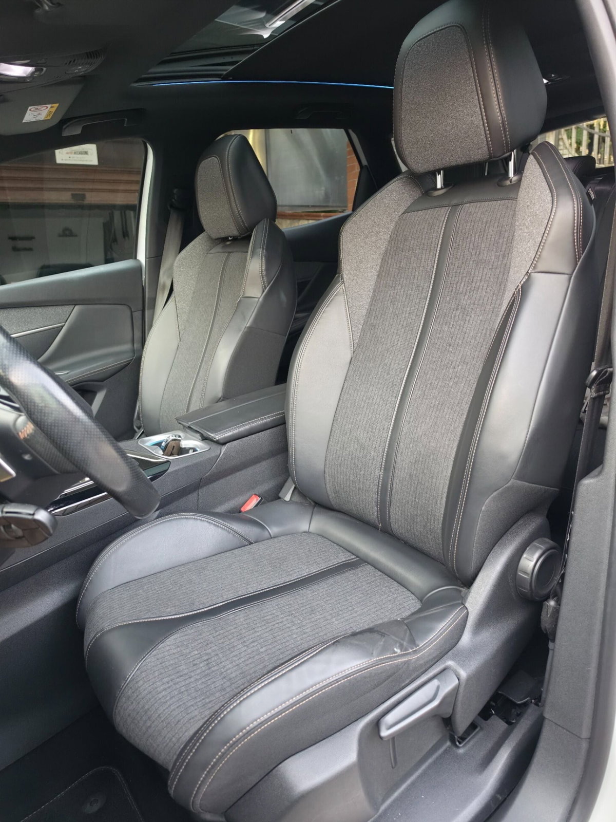 Peugeot 3008 BlueHDi 120 S&S EAT6 GT Line (4)