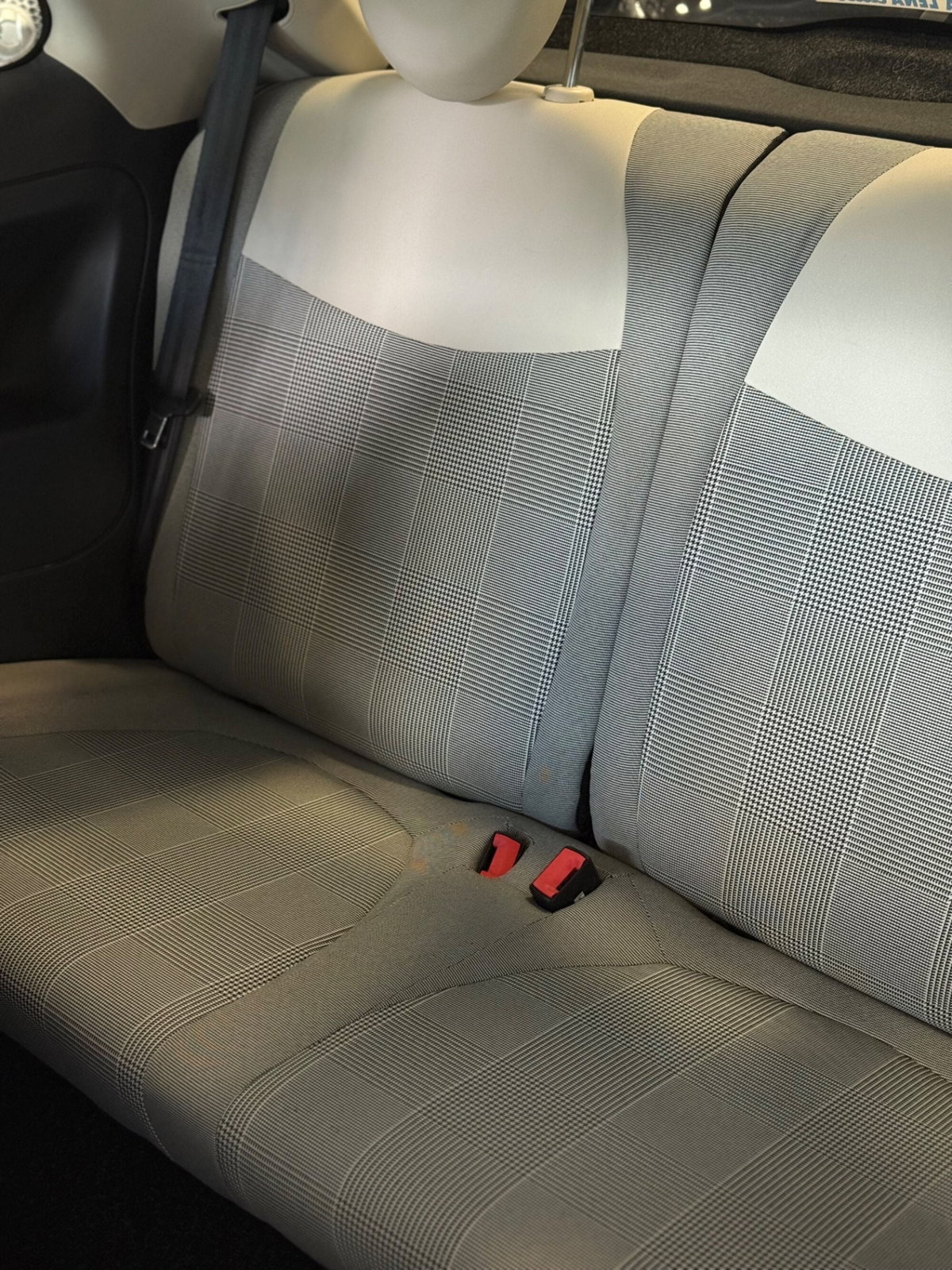 Fiat 500 1.2 Lounge (8)