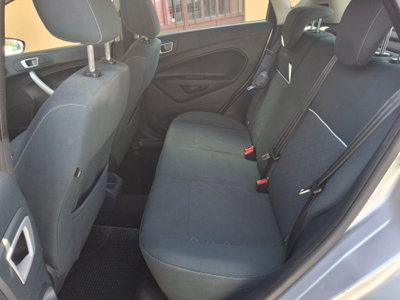 Ford Fiesta 1.2 82 CV 5 porte Titanium (16)