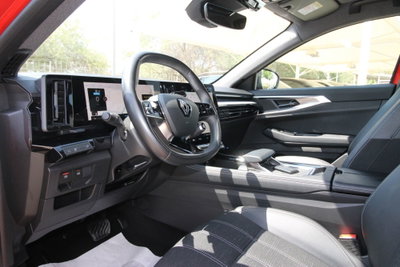 Renault Austral 1.2 full hybrid Techno 200cv auto (13)