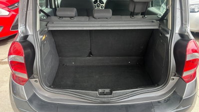 Renault Modus 1.5 dCi 85CV Dynamique (12)