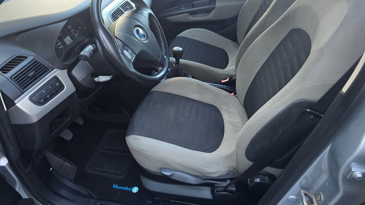 Fiat Grande Punto 1.4 5 porte Dynamic (11)