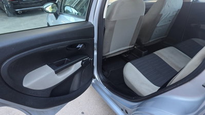 Fiat Grande Punto 1.4 5 porte Dynamic (13)