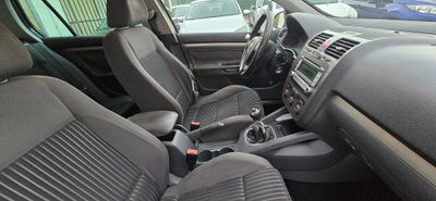 Volkswagen Golf 1.9 TDI DPF 5p. GT Sport (12)