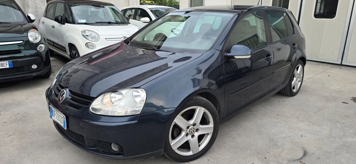 Volkswagen Golf 1.9 TDI DPF 5p. GT Sport (5)