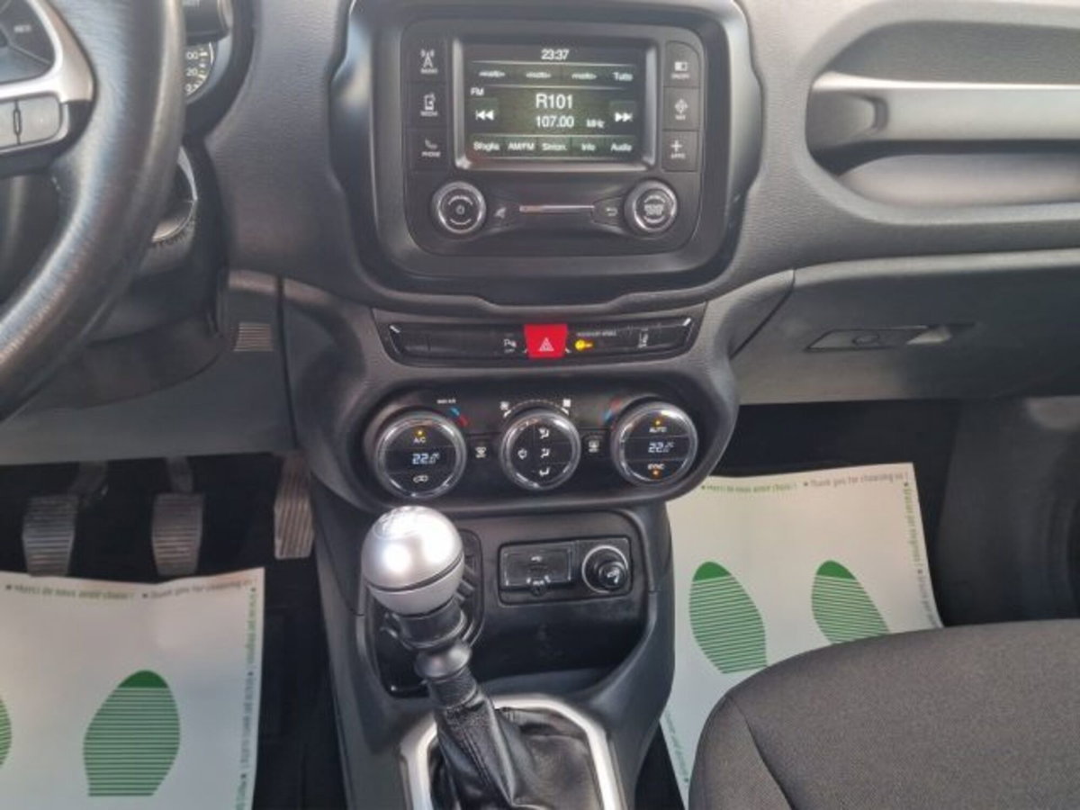 Jeep Renegade 1.6 Mjt 120 CV Limited (15)