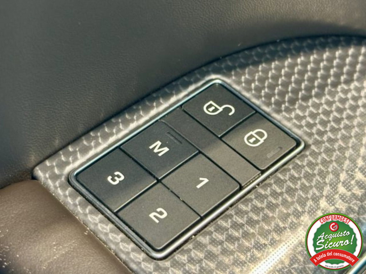 Land Rover Range Rover Sport 3.0 TDV6 HSE Dynamic (13)