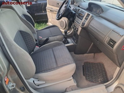 Nissan X-Trail 2.2 TD Di Elegance (12)