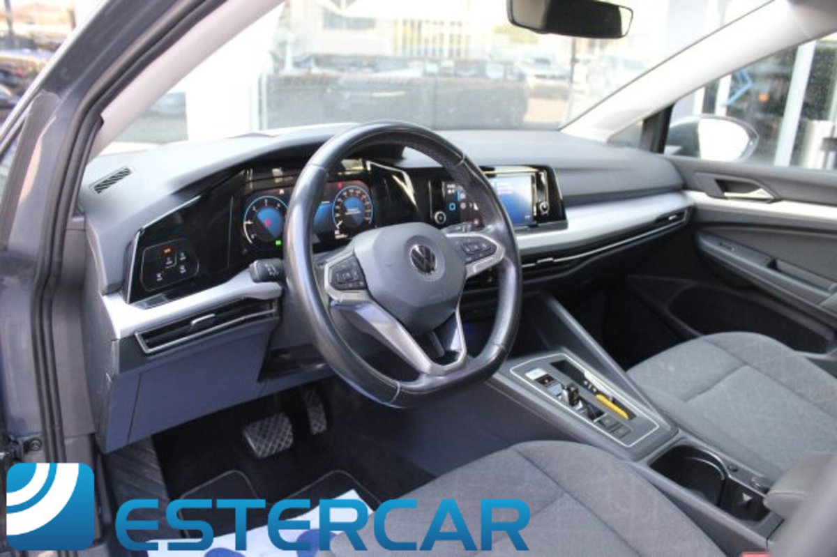 Volkswagen Golf 2.0 TDI SCR Life (14)