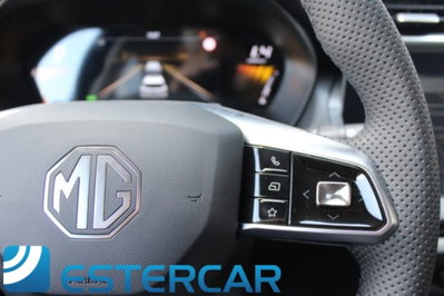 Mg ZS ZS 1.5 Luxury (4)