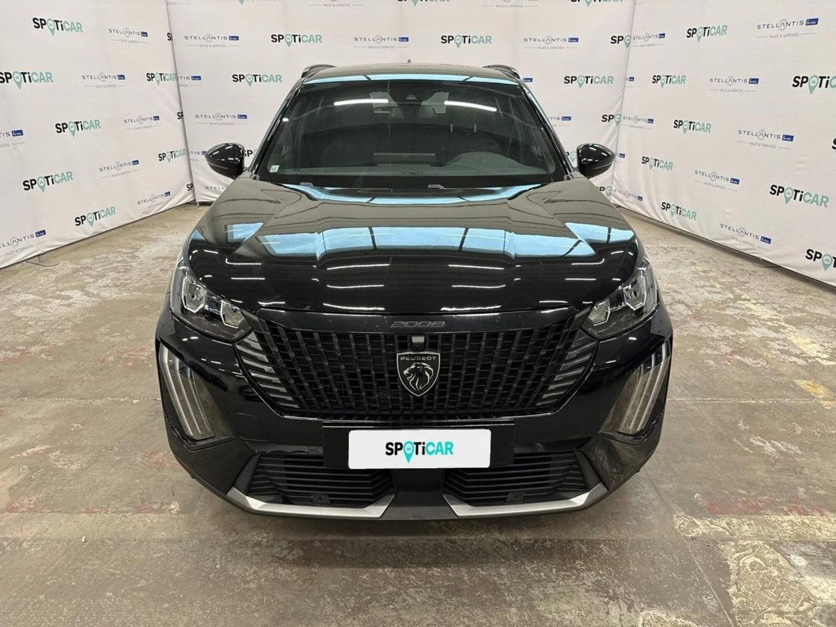 Peugeot 2008 BlueHDi 130 S&S EAT8 Allure Pack (2)