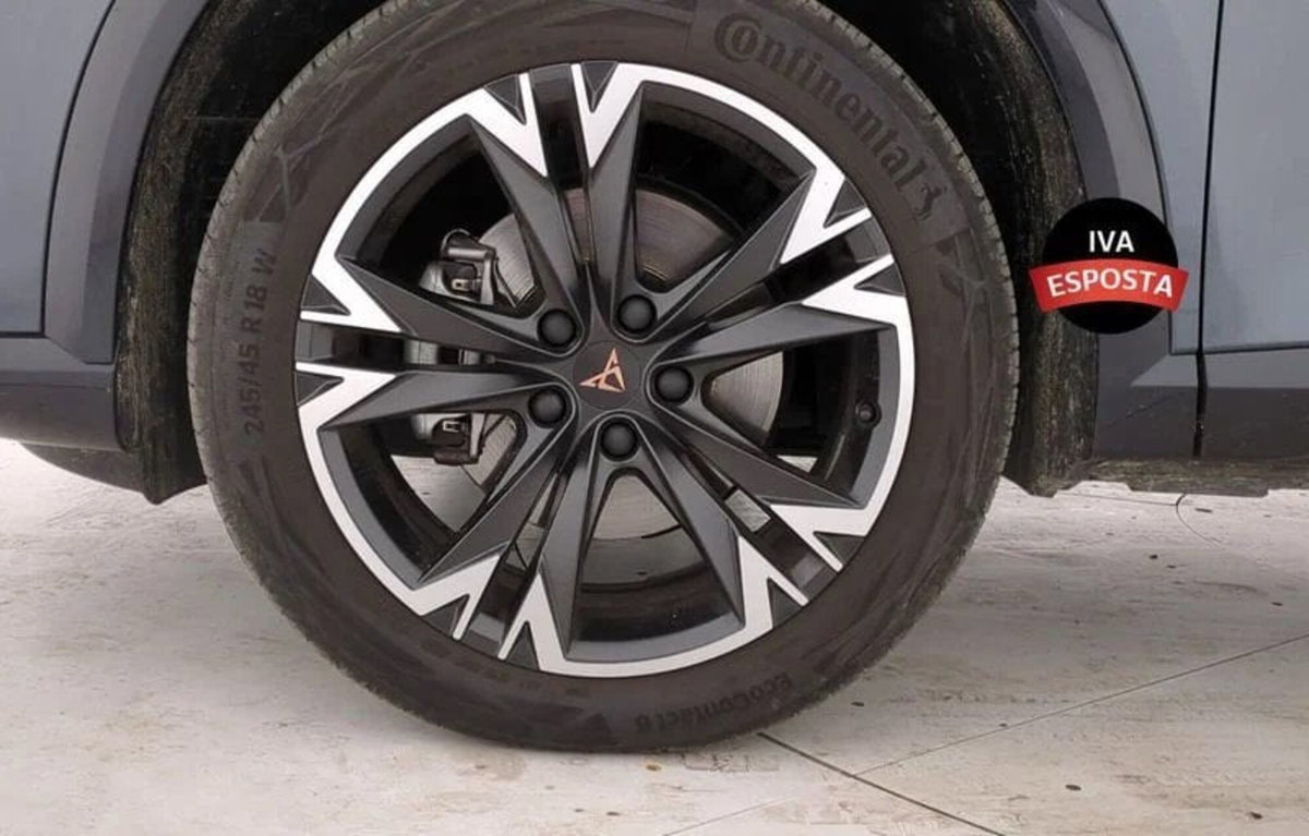 Cupra Formentor 1.5 e-hybrid Tribe Edition 204cv dsg (8)