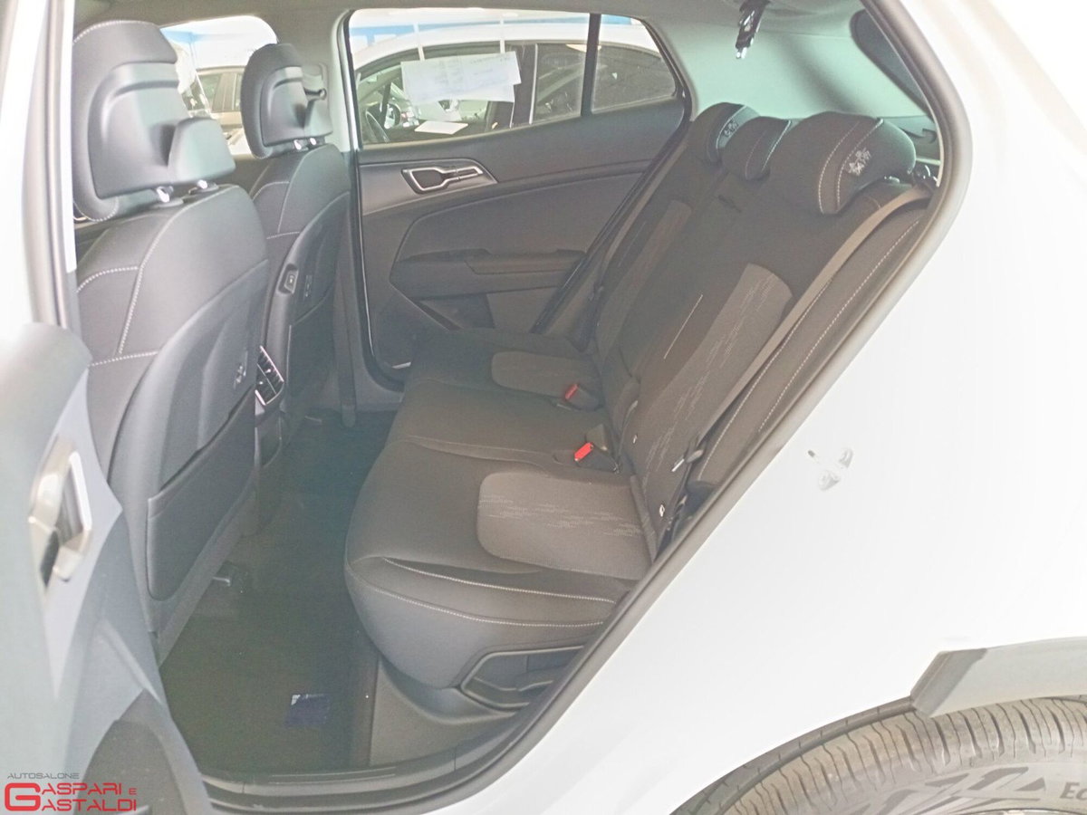 Kia Sportage crdi mhev Style dct7 (6)