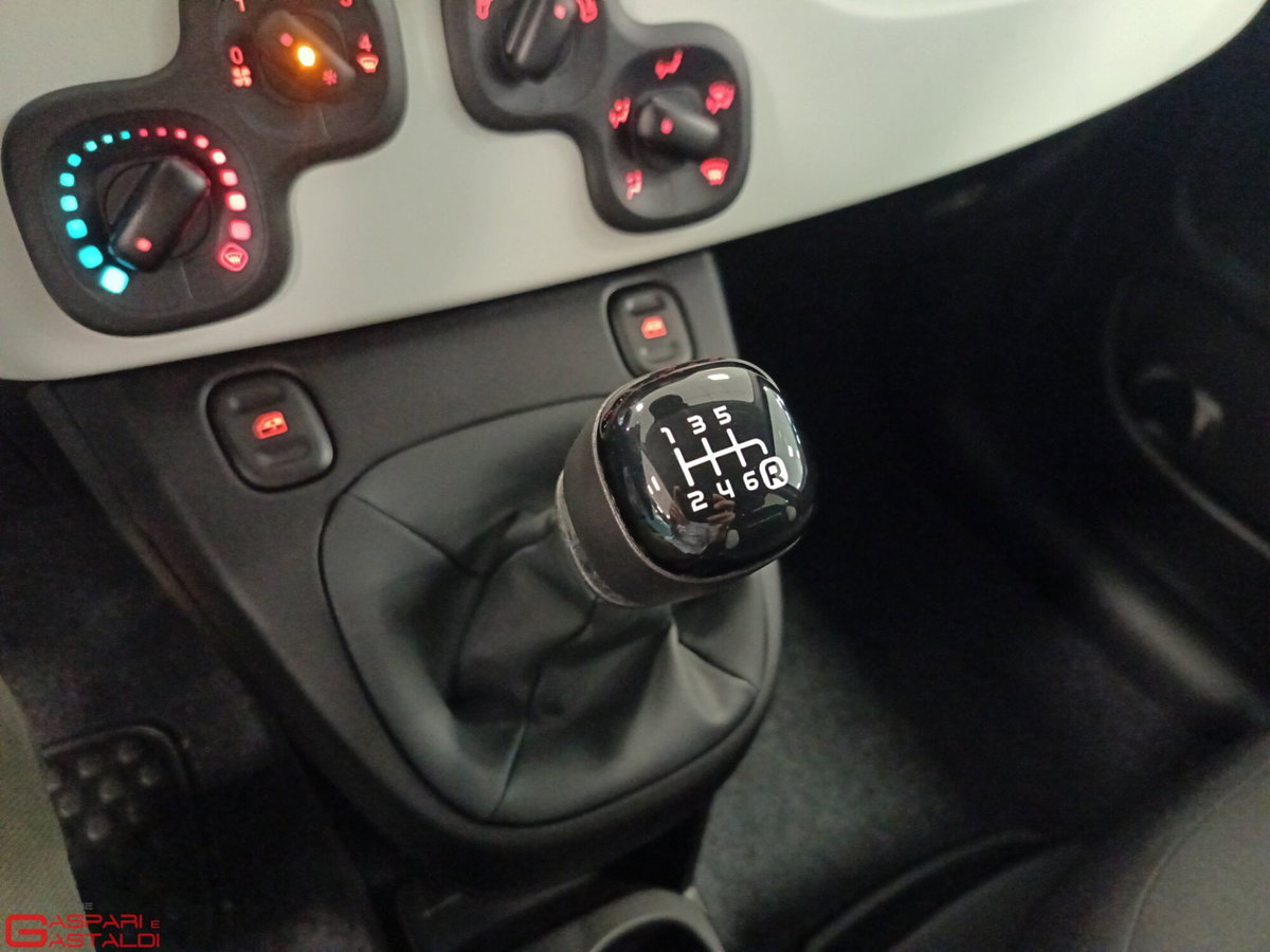 Fiat Pandina 1.0 firefly hybrid s&s 65cv (16)