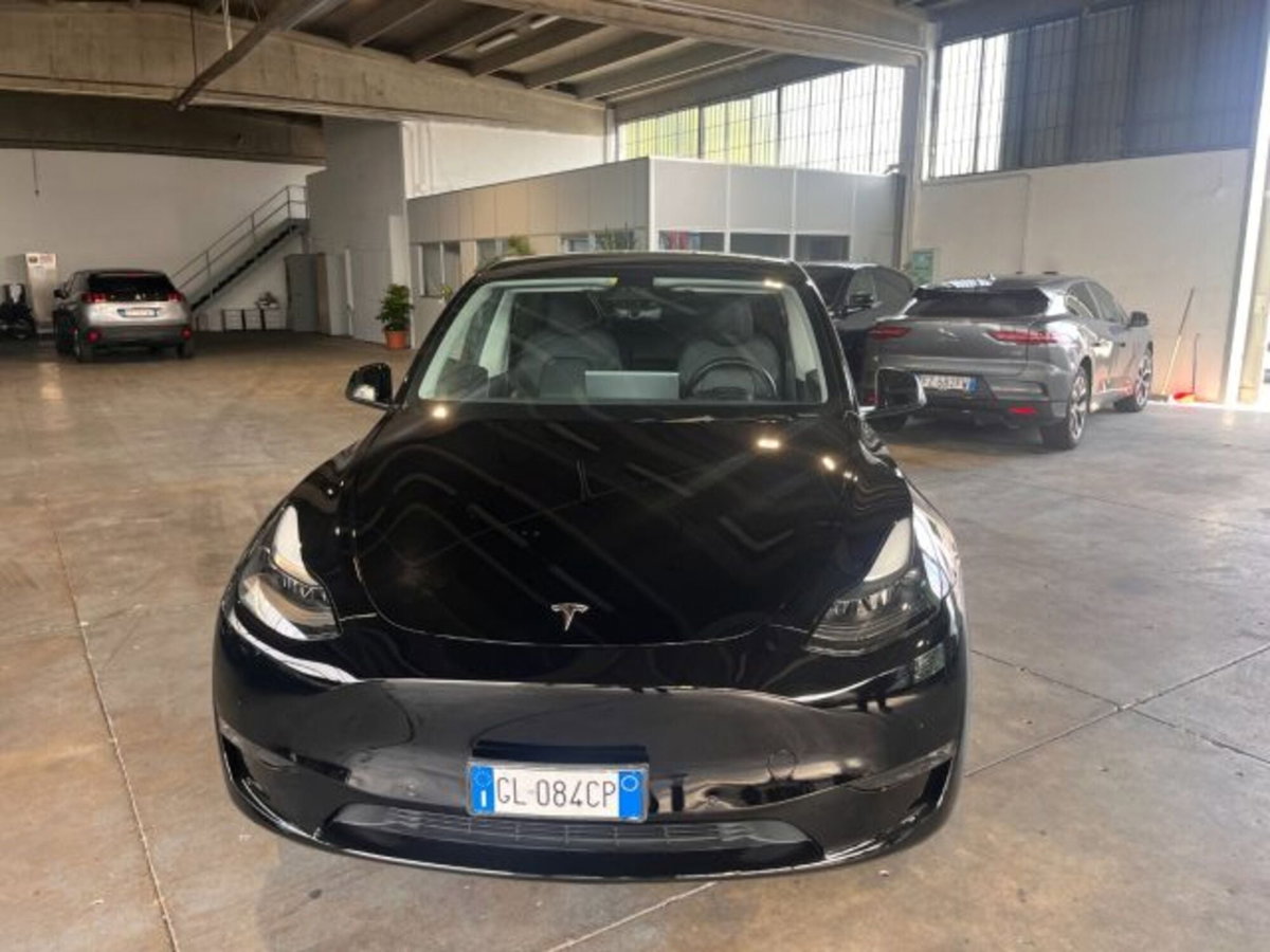 Tesla Model Y Long Range Dual Motor awd (2)