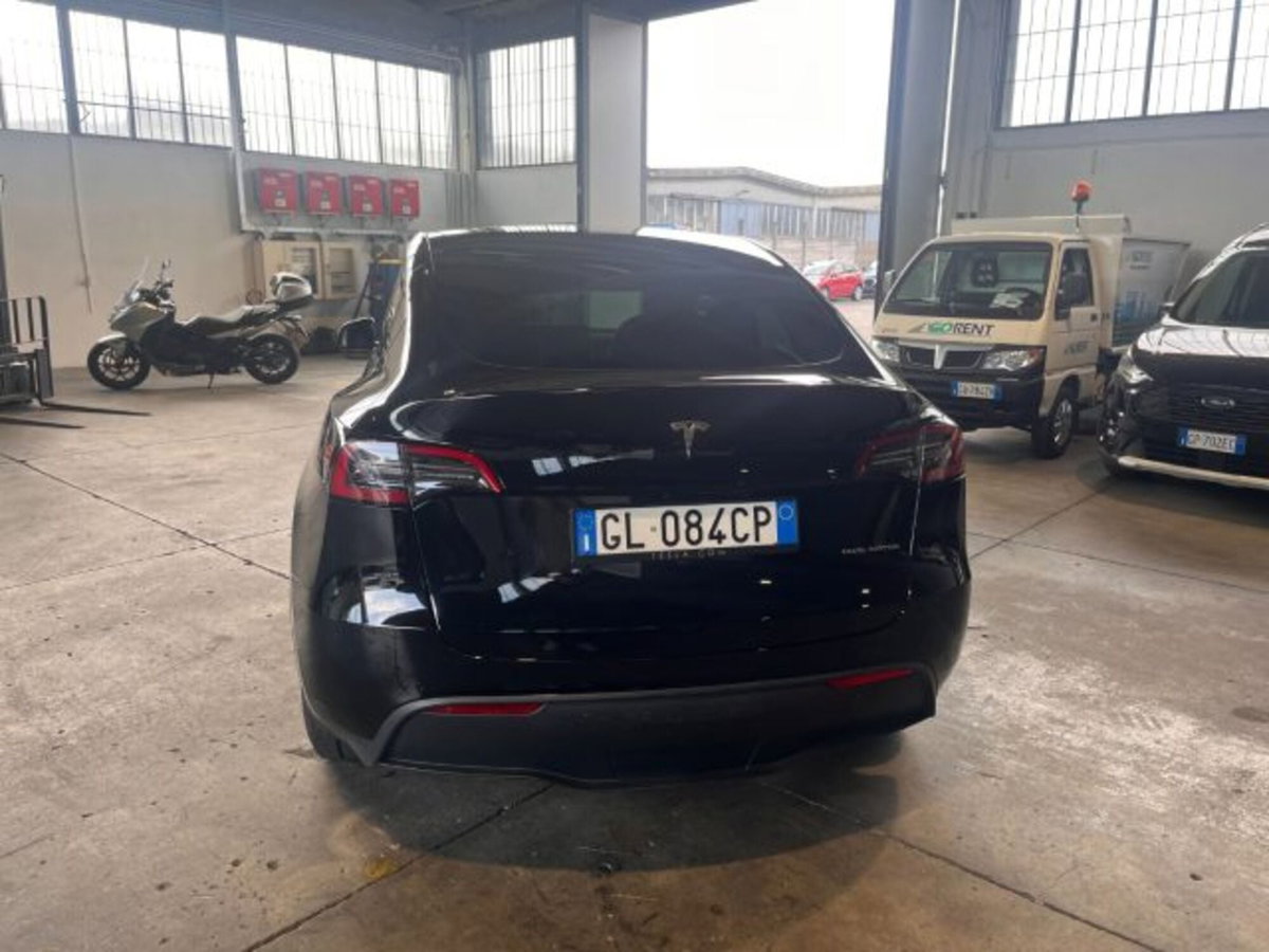 Tesla Model Y Long Range Dual Motor awd (8)