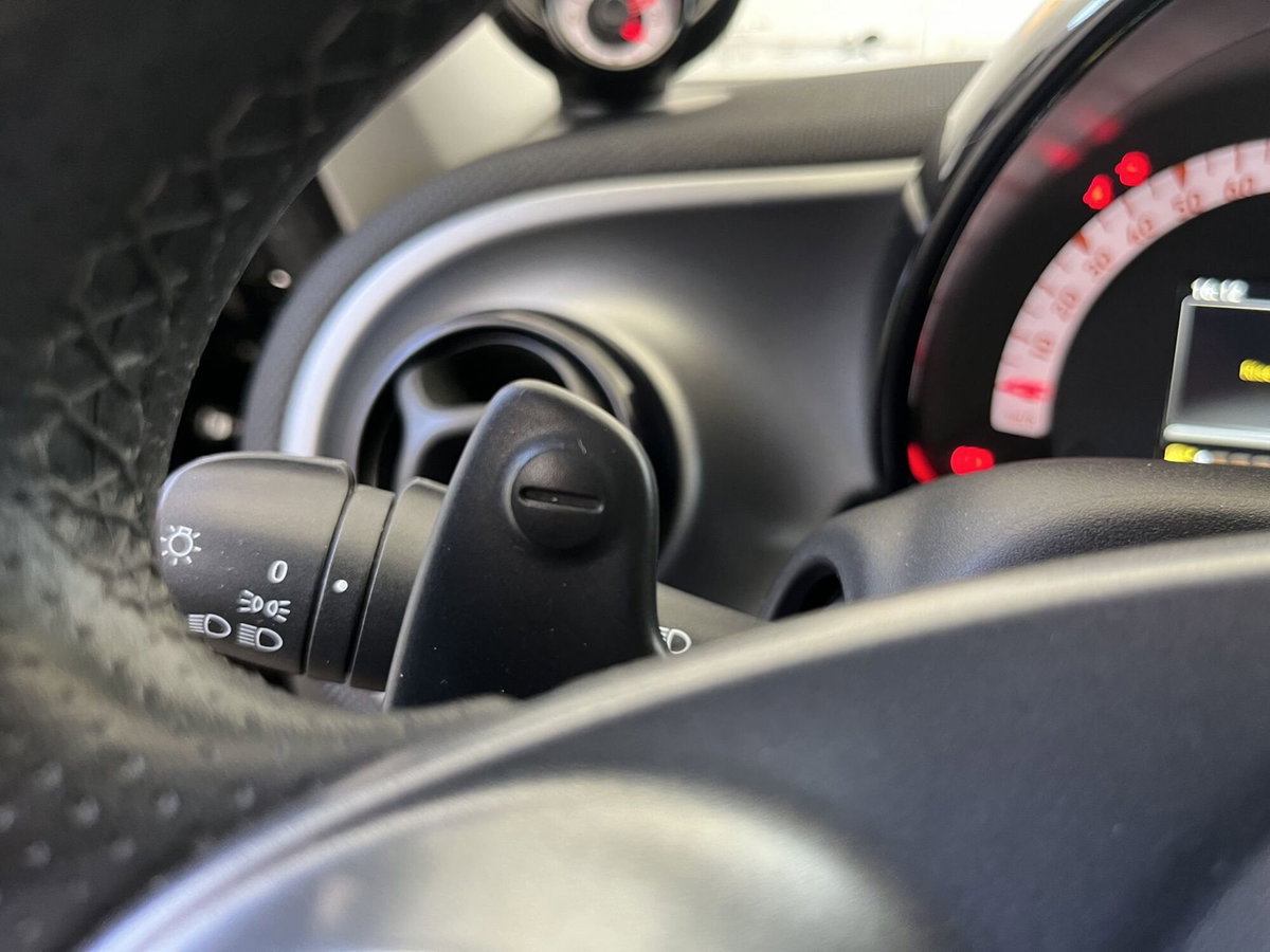 smart forfour forfour 70 1.0 twinamic Superpassion (14)