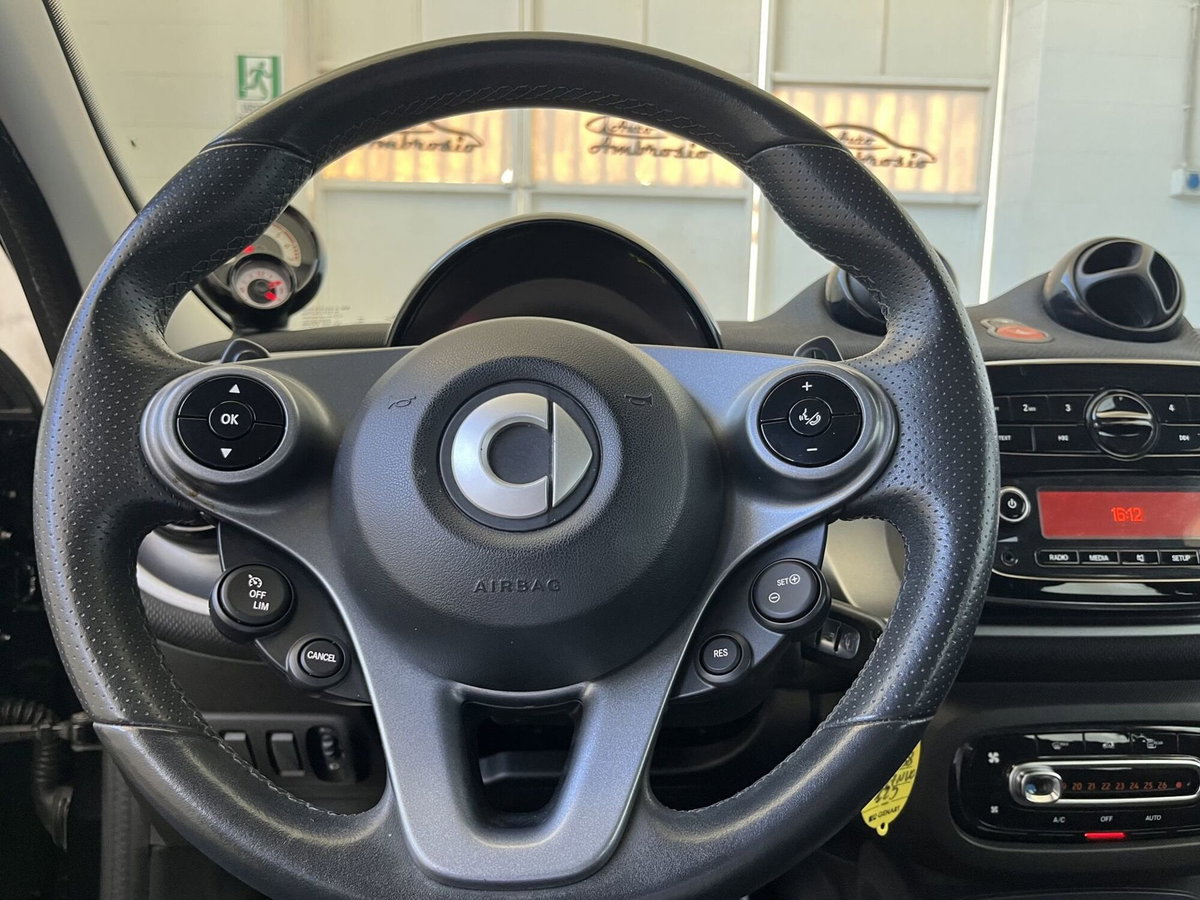 smart forfour forfour 70 1.0 twinamic Superpassion (7)