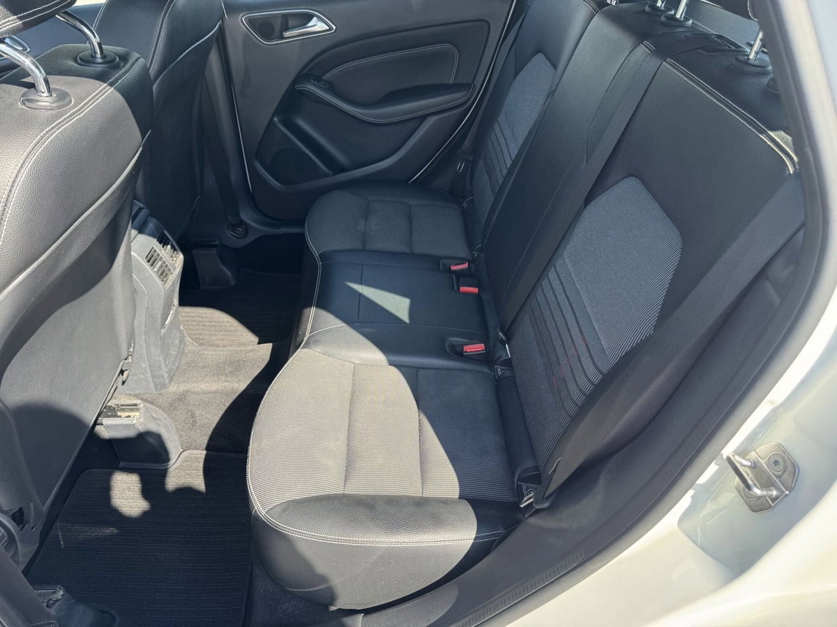 Mercedes-Benz Classe B 200 d Automatic 4Matic Sport (12)