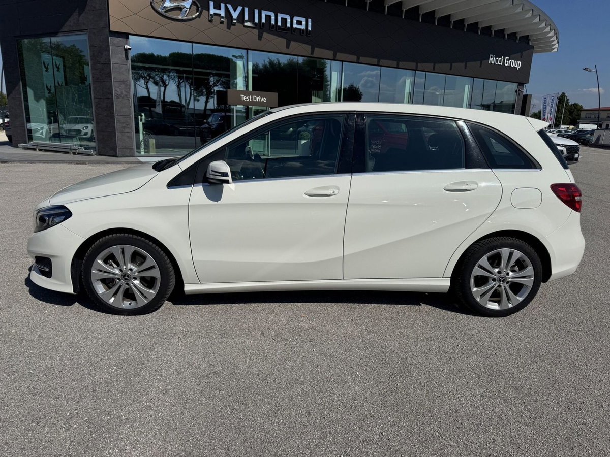 Mercedes-Benz Classe B 200 d Automatic 4Matic Sport (2)