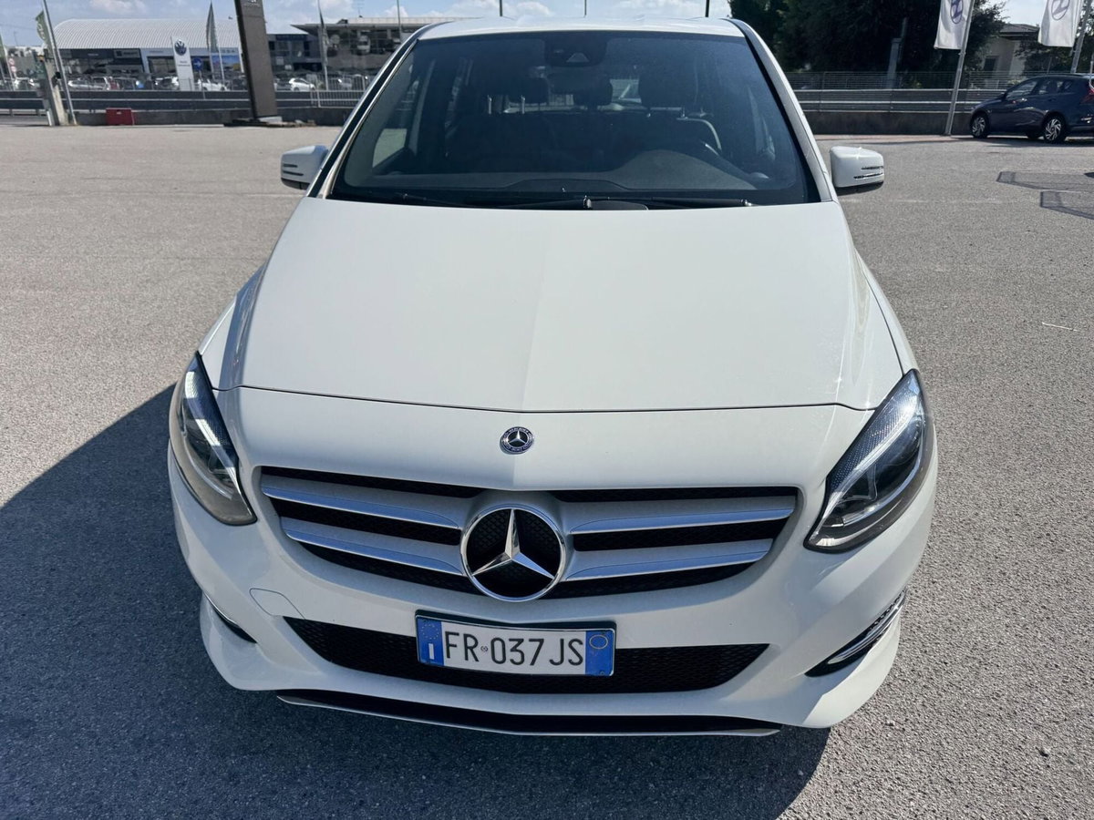 Mercedes-Benz Classe B 200 d Automatic 4Matic Sport (8)