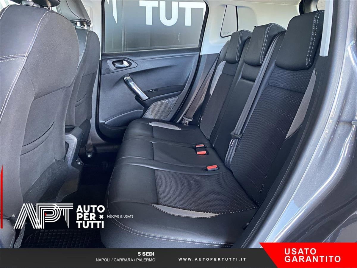 Peugeot 2008 100 Allure (12)
