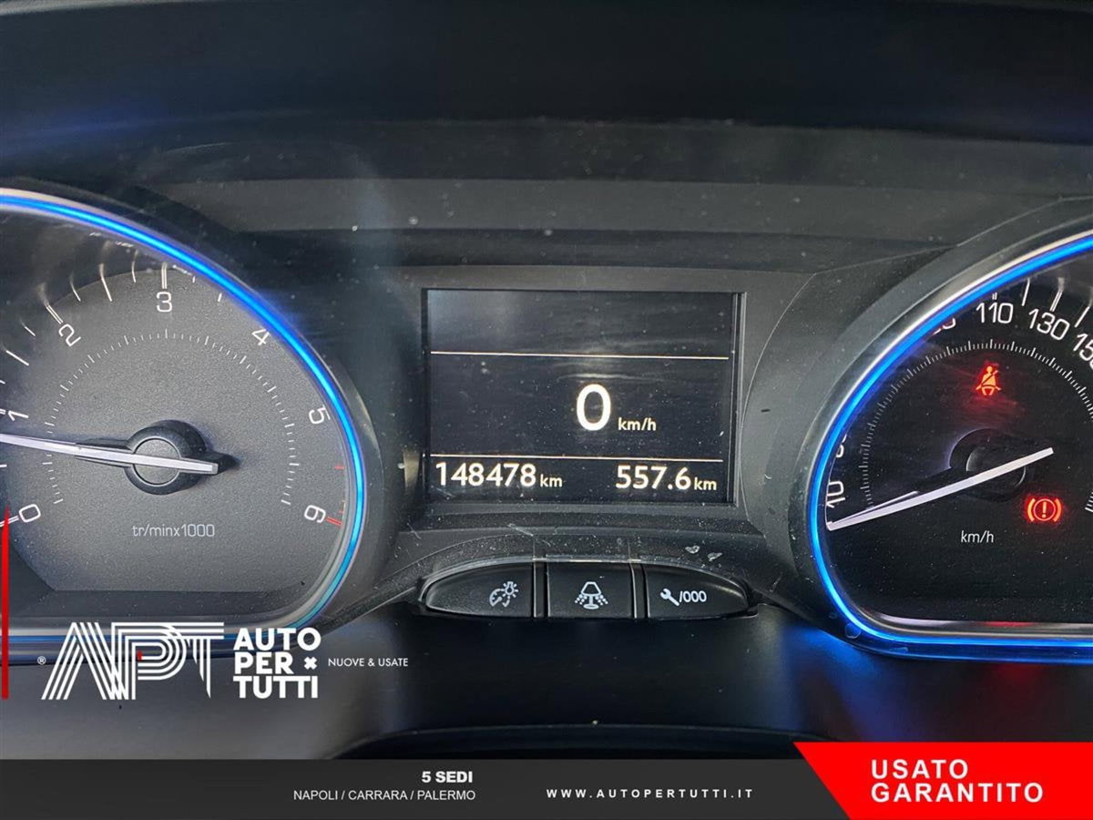 Peugeot 2008 100 Allure (7)