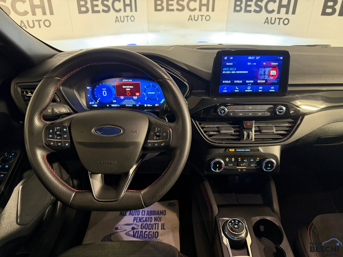 Ford Kuga 2.0 EcoBlue 120CV aut. AWD ST-Line X (4)