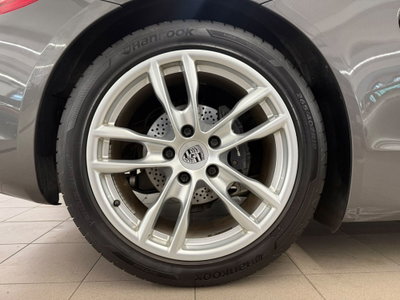 Porsche Cayman 2.7 (12)